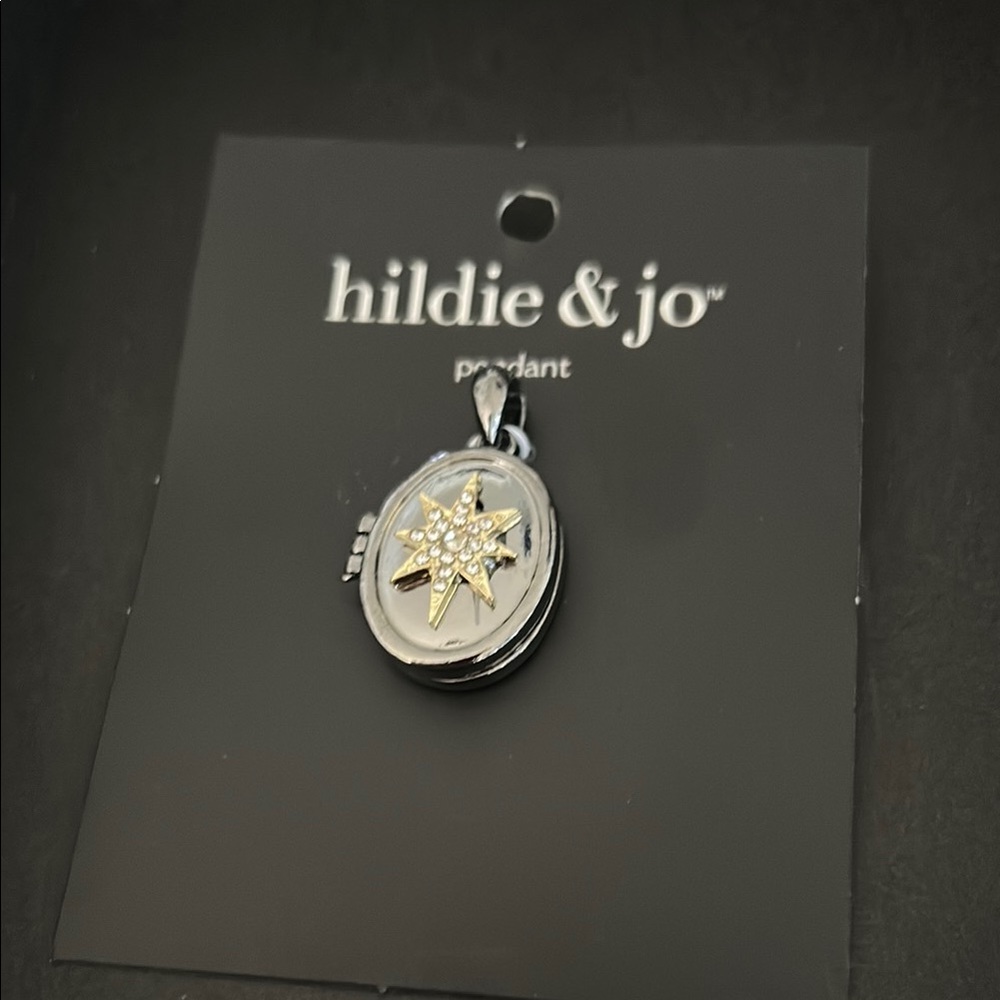 Hildie & Jo Golden Star with rhinestones Gunmetal black Locket Pendant NWT